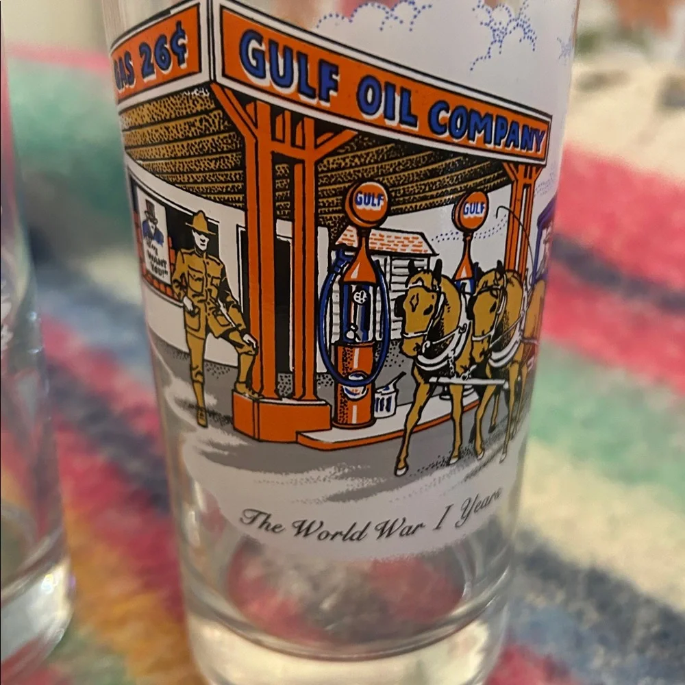 Vintage Gulf Oil The Gulf Roaring 20's Glass Set